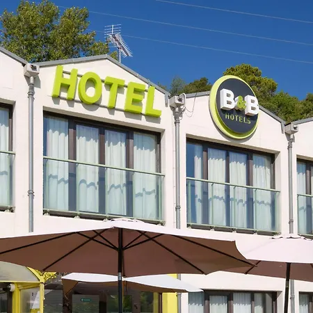 Loubet Village Hotel 2*