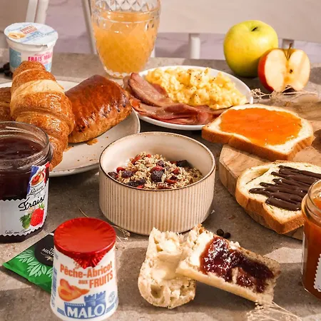 Loubet Village Hotel 2*