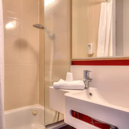 Loubet Village Hotel